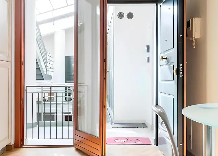 Con Panorama. * סיינה